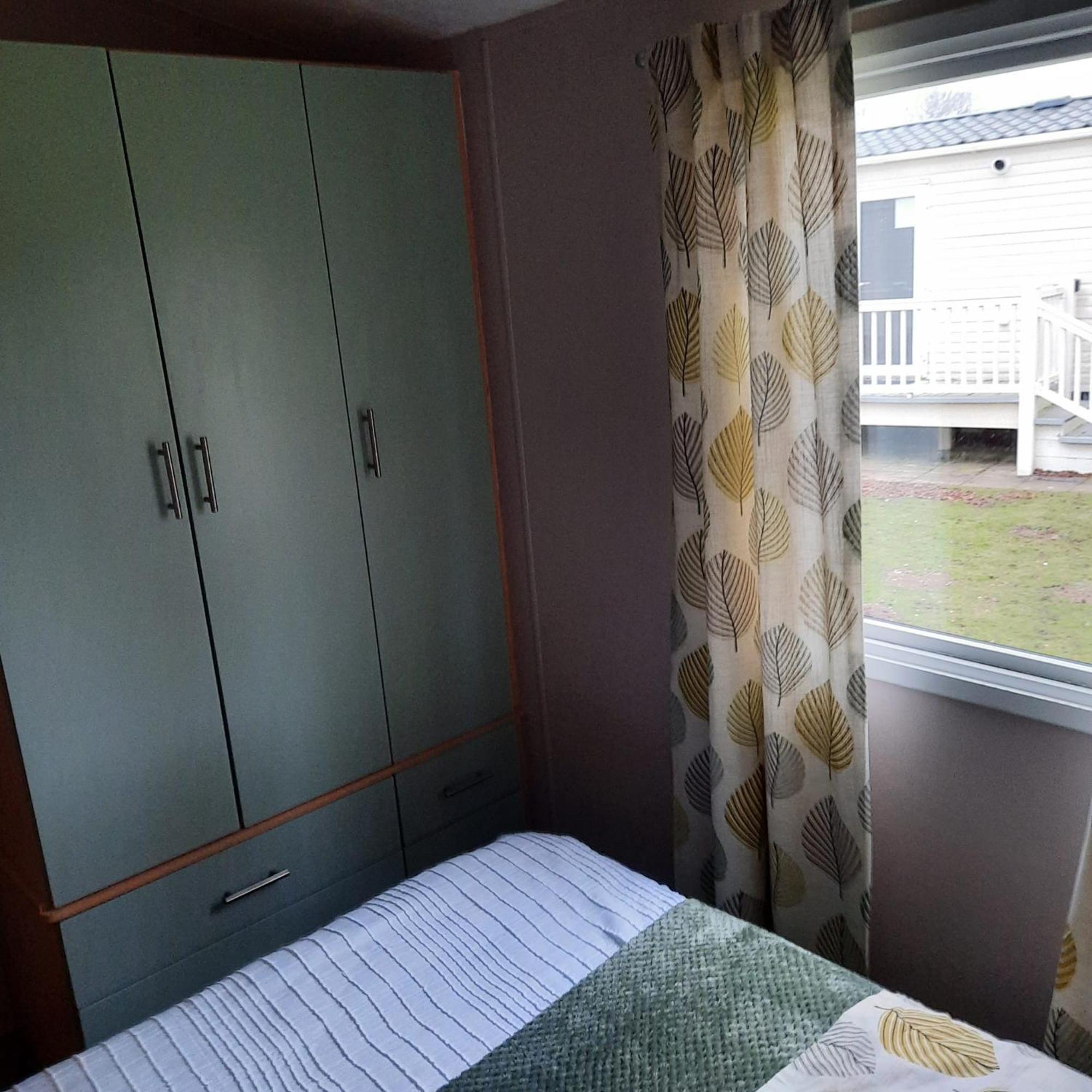 Beautiful 3 Bedroom Caravan With Hot Tub - Tattershall Lakes Экстерьер фото